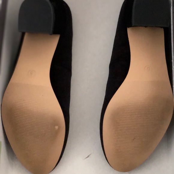 Loft Velvet Block Heel Pumps - Picture 2 of 3